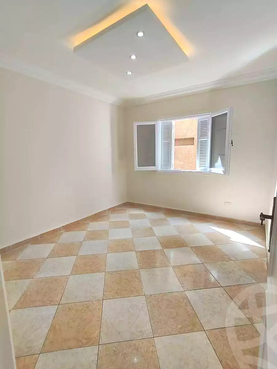https://aqarmap.com.eg/en/listing/7091295-for-sale-alexandria-el-asafra-shr-45
