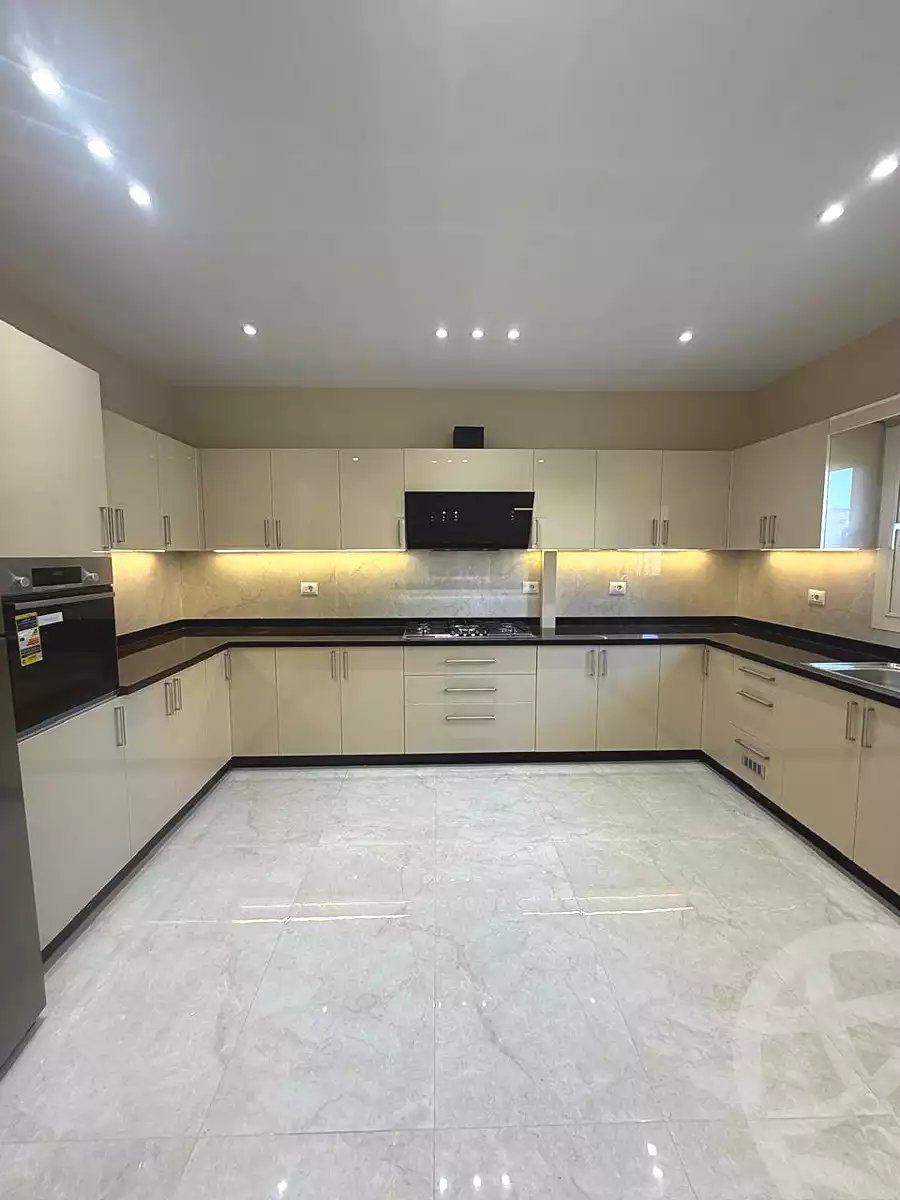 https://aqarmap.com.eg/en/listing/7091741-for-sale-cairo-new-cairo-compounds