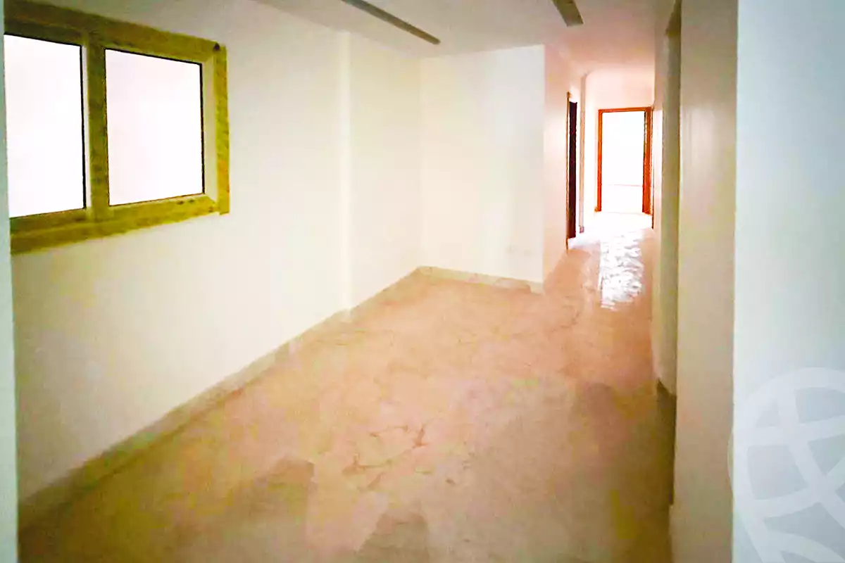 https://aqarmap.com.eg/en/listing/7091900-for-rent-alexandria-roshdy-roushdy-st