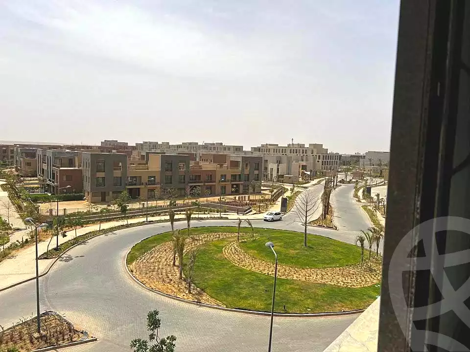 https://aqarmap.com.eg/ar/listing/7091933-for-sale-cairo-new-cairo-compounds-district-5-d-park-district-5-compound-marakez