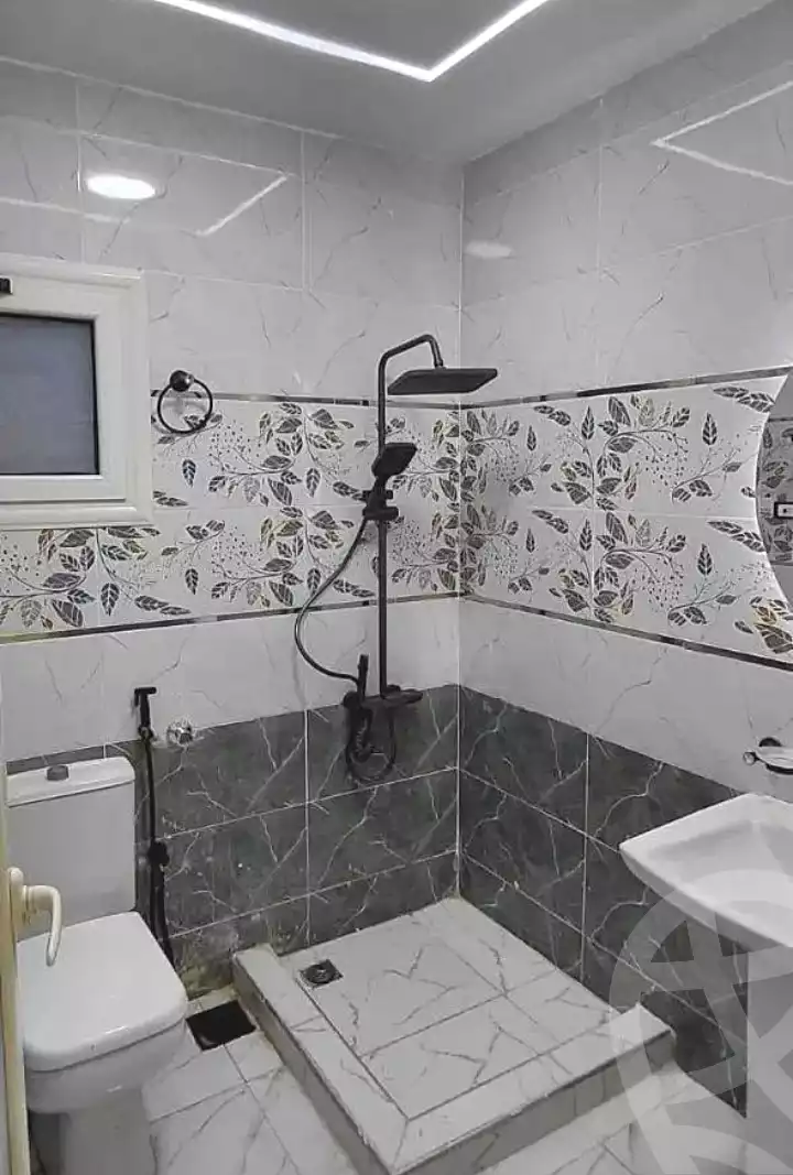 https://aqarmap.com.eg/en/listing/7091949-for-sale-alexandria-al-agamy-lbytsh-zayed-st
