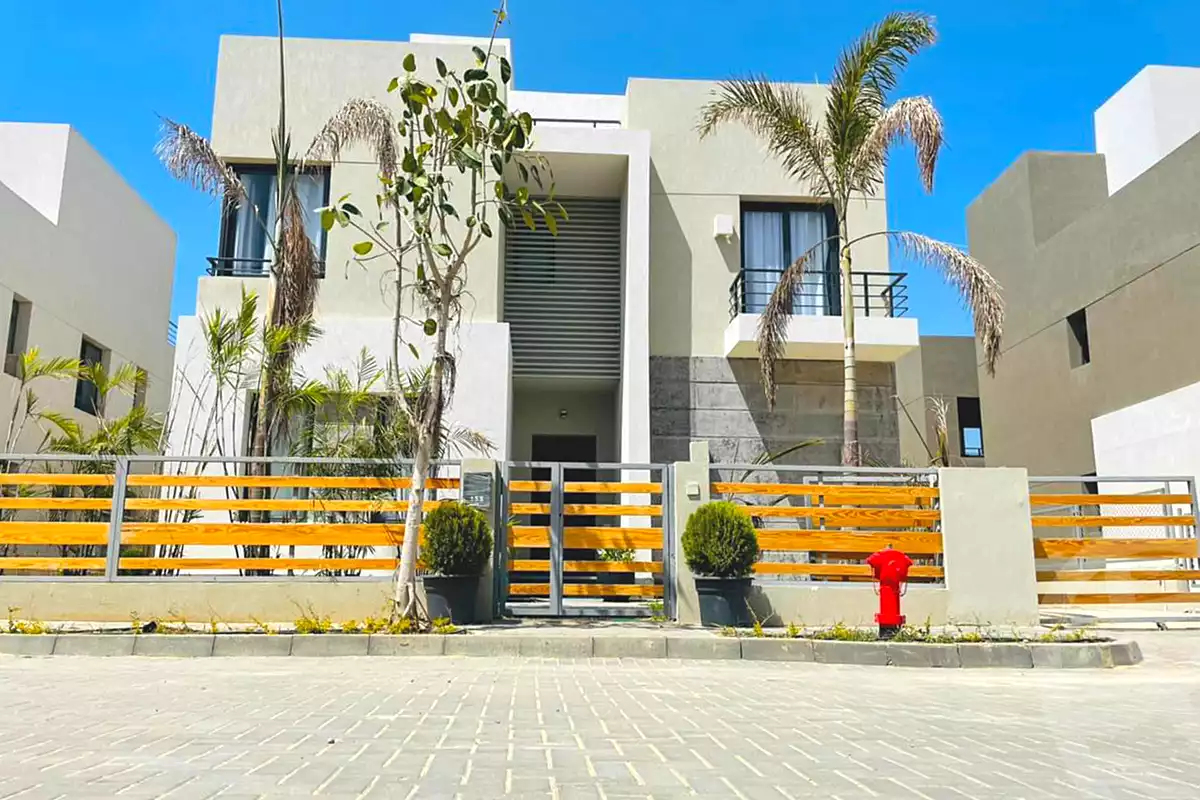 https://aqarmap.com.eg/en/listing/7092124-for-sale-alexandria-international-coastal-road-compounds-in-international-coastal-road-blm-hylz-lskndry