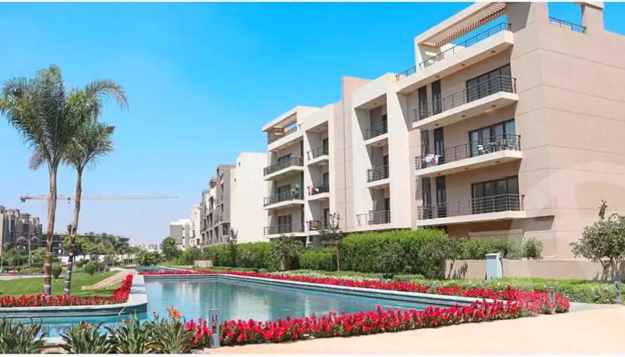 https://aqarmap.com.eg/ar/listing/7092171-for-sale-cairo-new-cairo-compounds-fifth-square