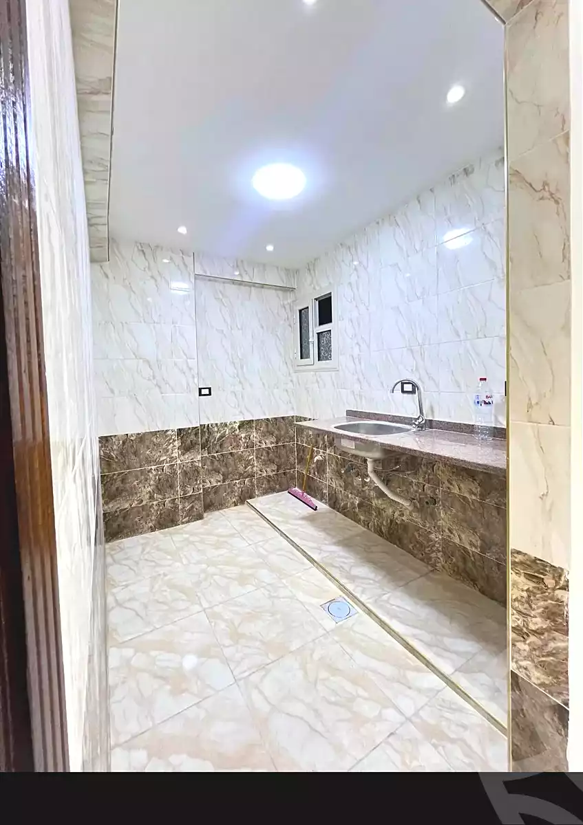 https://aqarmap.com.eg/ar/listing/7092356-for-rent-alexandria-lsywf-el-falki