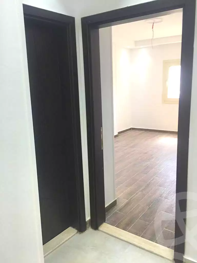 https://aqarmap.com.eg/ar/listing/7092370-for-rent-cairo-6th-of-october-el-ahyaa-neighborhood-5th-street-26