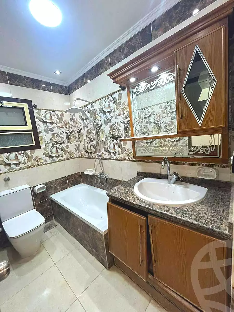 https://aqarmap.com.eg/en/listing/7092442-for-sale-alexandria-al-agamy-lbytsh-el-reyad-st