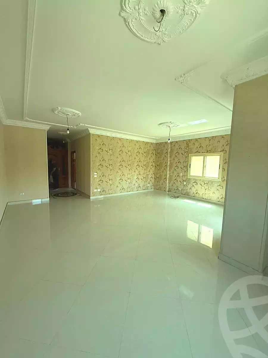 https://aqarmap.com.eg/ar/listing/7092949-for-sale-cairo-new-cairo-el-ahyaa-third-neighborhood-street-1