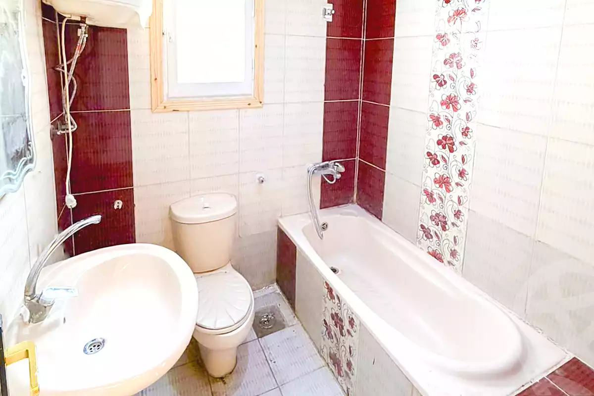 https://aqarmap.com.eg/en/listing/7092961-for-sale-alexandria-miami-el-gaish-rd-st