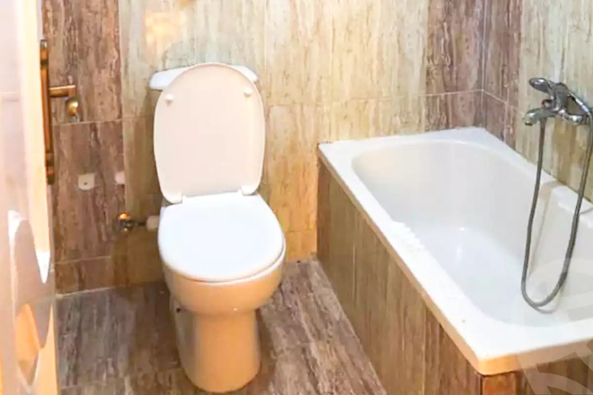 https://aqarmap.com.eg/ar/listing/7093056-for-sale-alexandria-el-mandara-tryq-ljysh