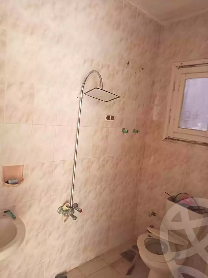 https://aqarmap.com.eg/ar/listing/7075621-for-rent-alexandria-al-agamy-lbytsh-bianchiii-street-11