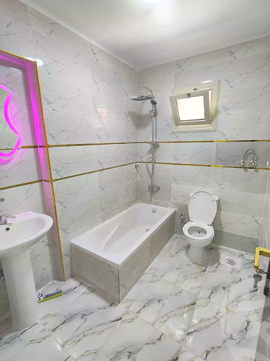 https://aqarmap.com.eg/ar/listing/7093232-for-sale-alexandria-el-asafra-l-sfr-bhry