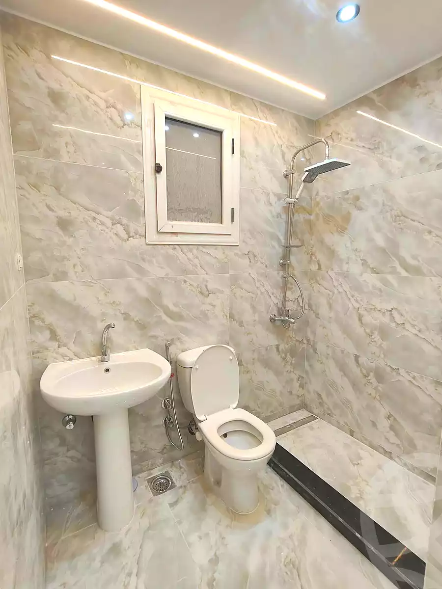 https://aqarmap.com.eg/ar/listing/7093445-for-sale-alexandria-sydy-bshr-sydy-bshr-bhry-khalil-hamada-st