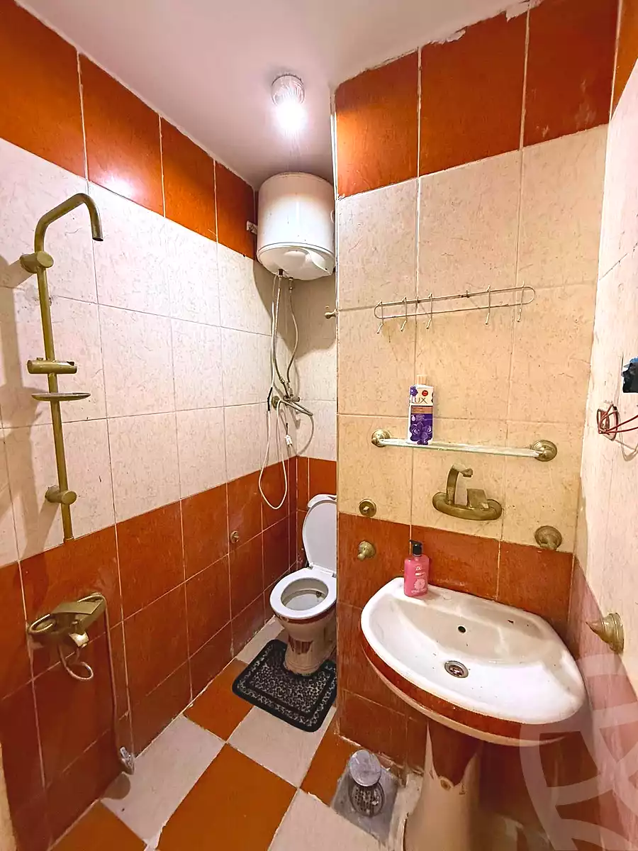 https://aqarmap.com.eg/ar/listing/7093521-for-sale-alexandria-el-asafra-sadiqat-al-ketab-al-moqadas-st