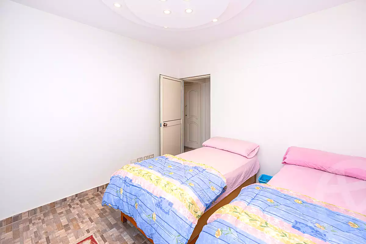 https://aqarmap.com.eg/ar/listing/7093600-for-rent-alexandria-mostafa-kamel-area