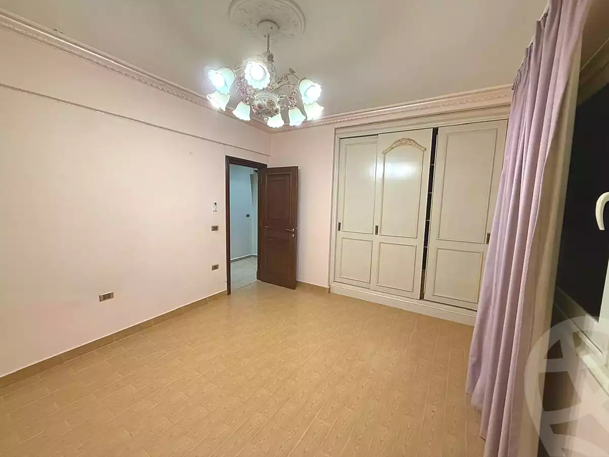 https://aqarmap.com.eg/ar/listing/7093644-for-sale-cairo-new-cairo-el-narges-el-narges-omarat-ahmed-lotfy-el-sayed-st