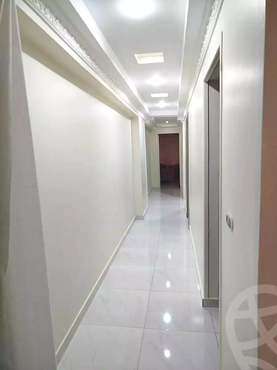 https://aqarmap.com.eg/ar/listing/7091165-for-sale-alexandria-al-agamy-lbytsh