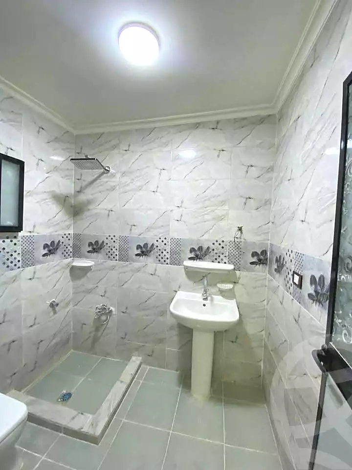 https://aqarmap.com.eg/ar/listing/7091179-for-sale-alexandria-al-agamy-lbytsh-el-salam-st