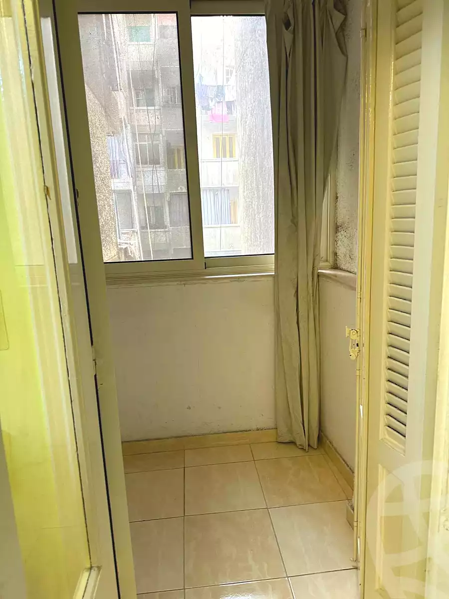 https://aqarmap.com.eg/en/listing/7094030-for-sale-alexandria-el-asafra-salman-el-farsi-st