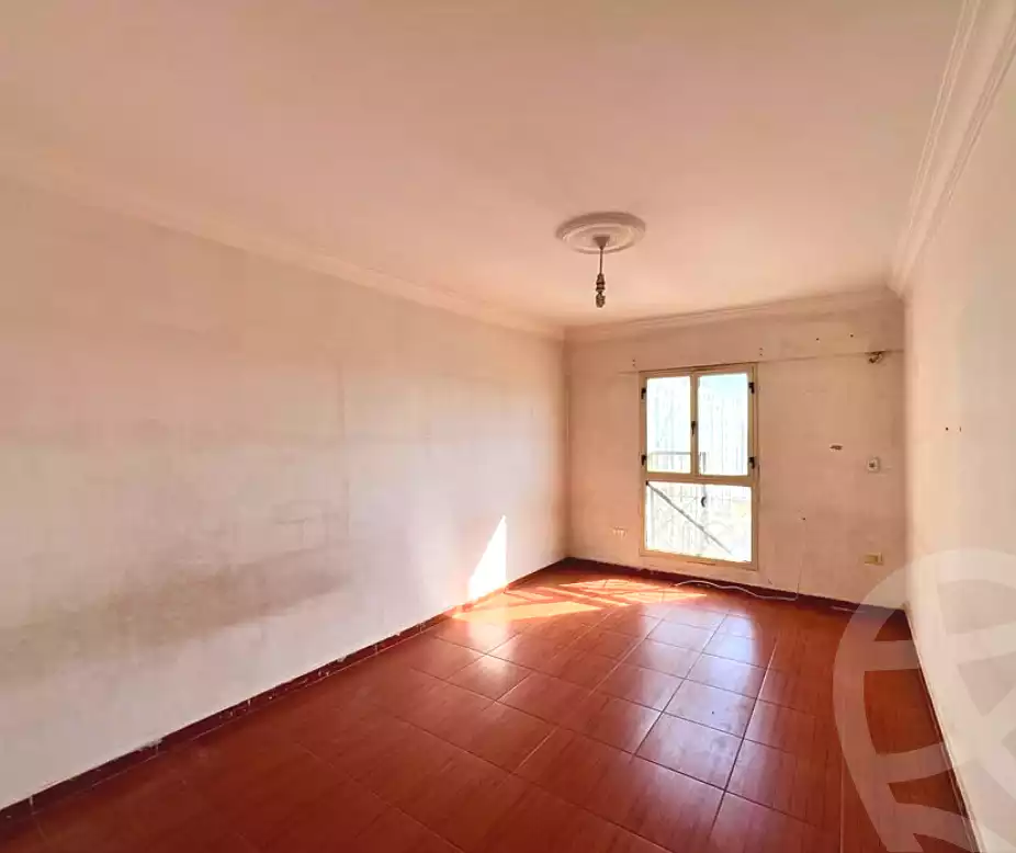 https://aqarmap.com.eg/en/listing/7094147-for-sale-alexandria-moharram-bey