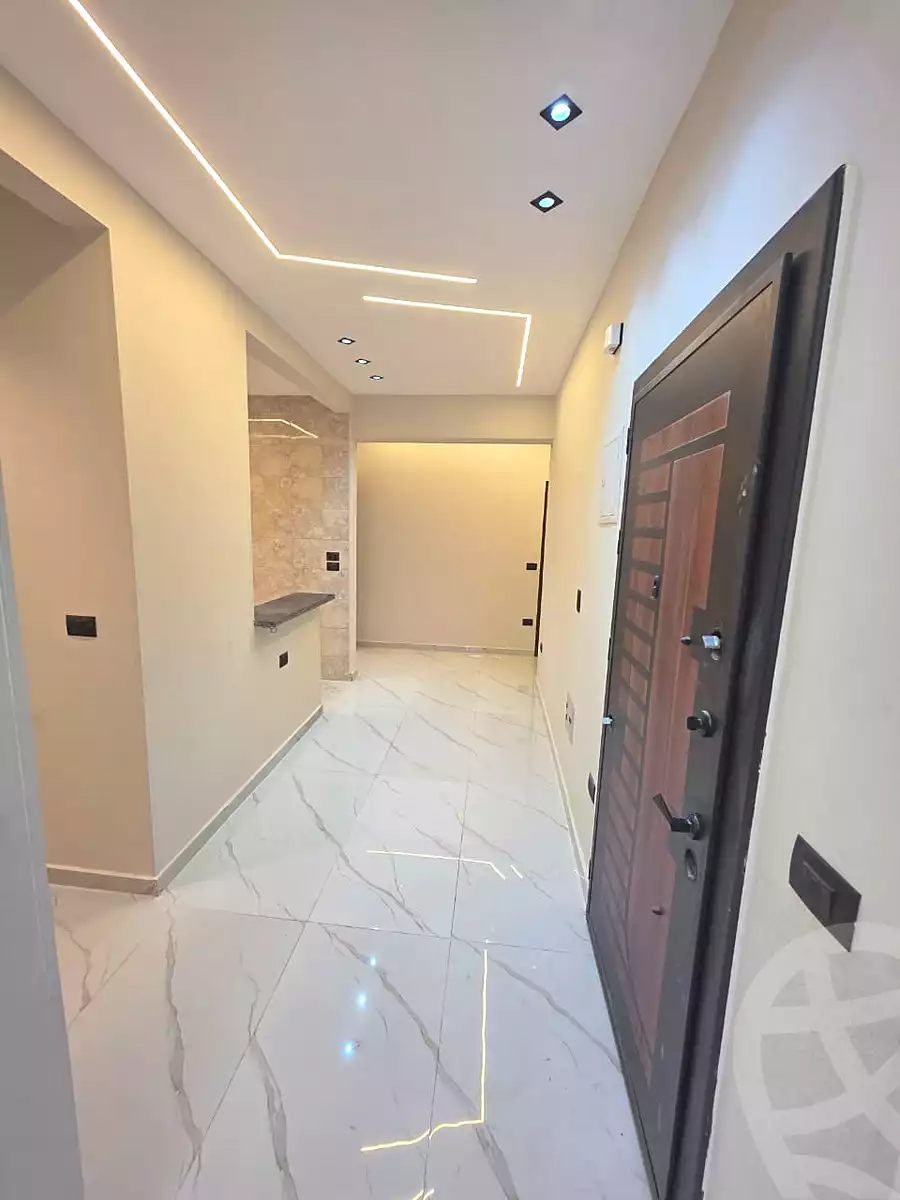 https://aqarmap.com.eg/ar/listing/7094164-for-sale-cairo-new-cairo-south-investors-zizinia-st
