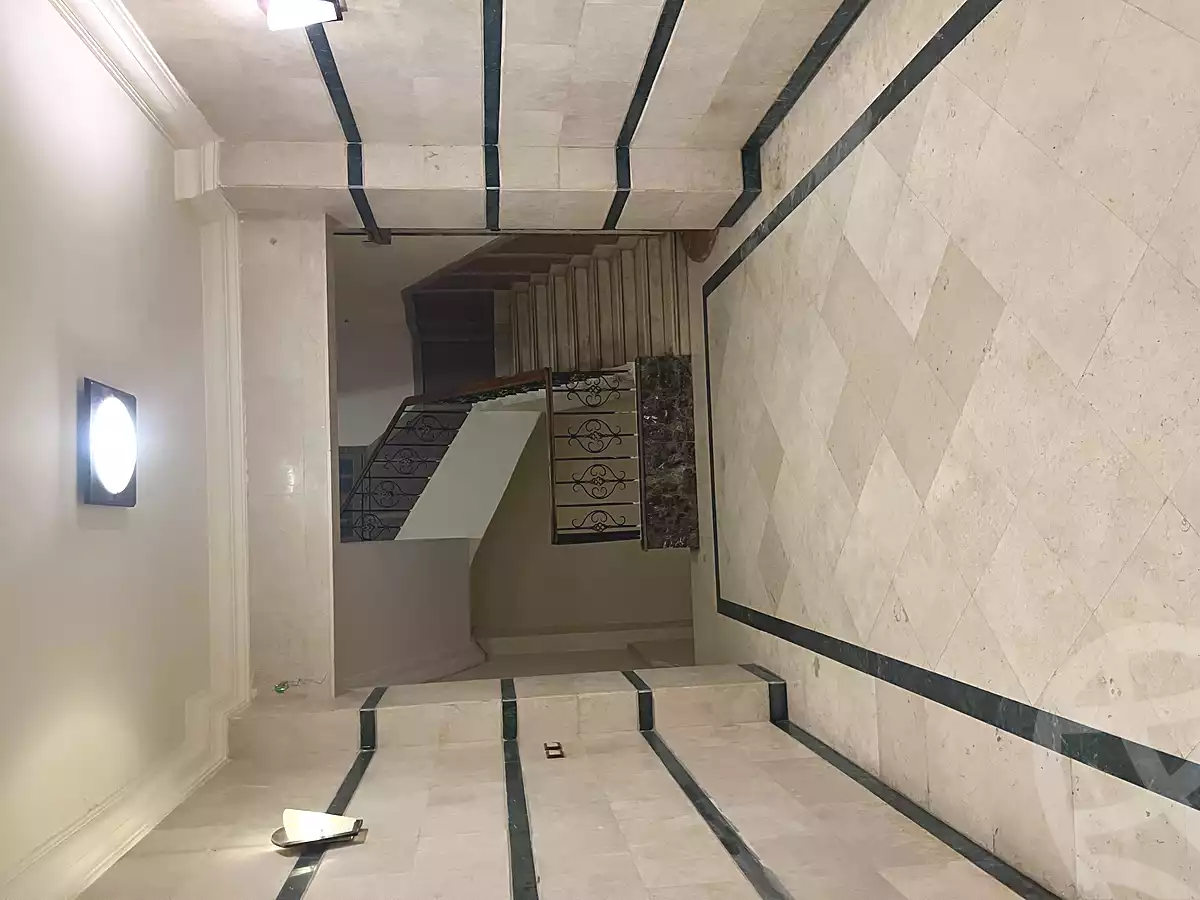 https://aqarmap.com.eg/ar/listing/7094178-for-sale-cairo-new-cairo-ganob-el-akadamiya-south-academy-a-abo-zarr-el-ghifari-st