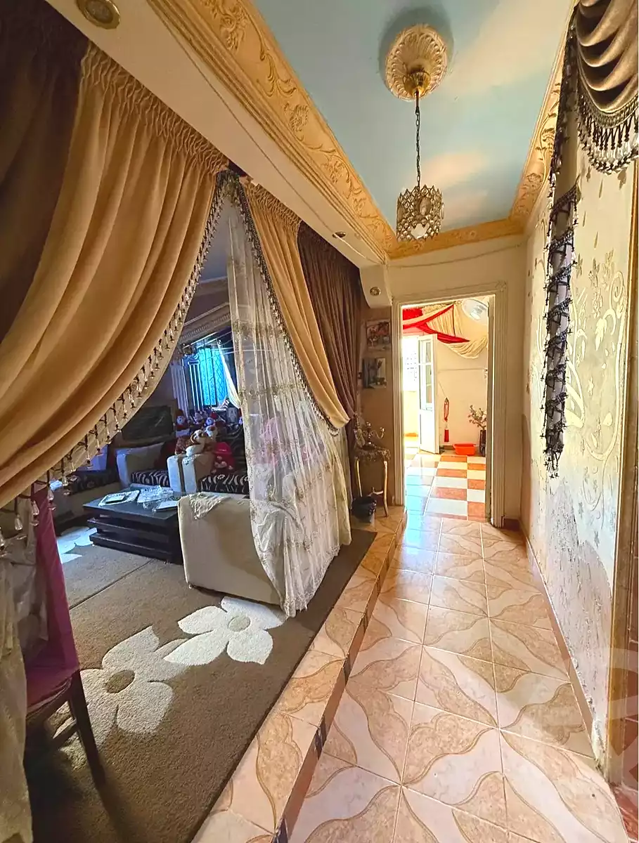 https://aqarmap.com.eg/ar/listing/7094205-for-sale-alexandria-sydy-bshr-shr-mlk-hfny