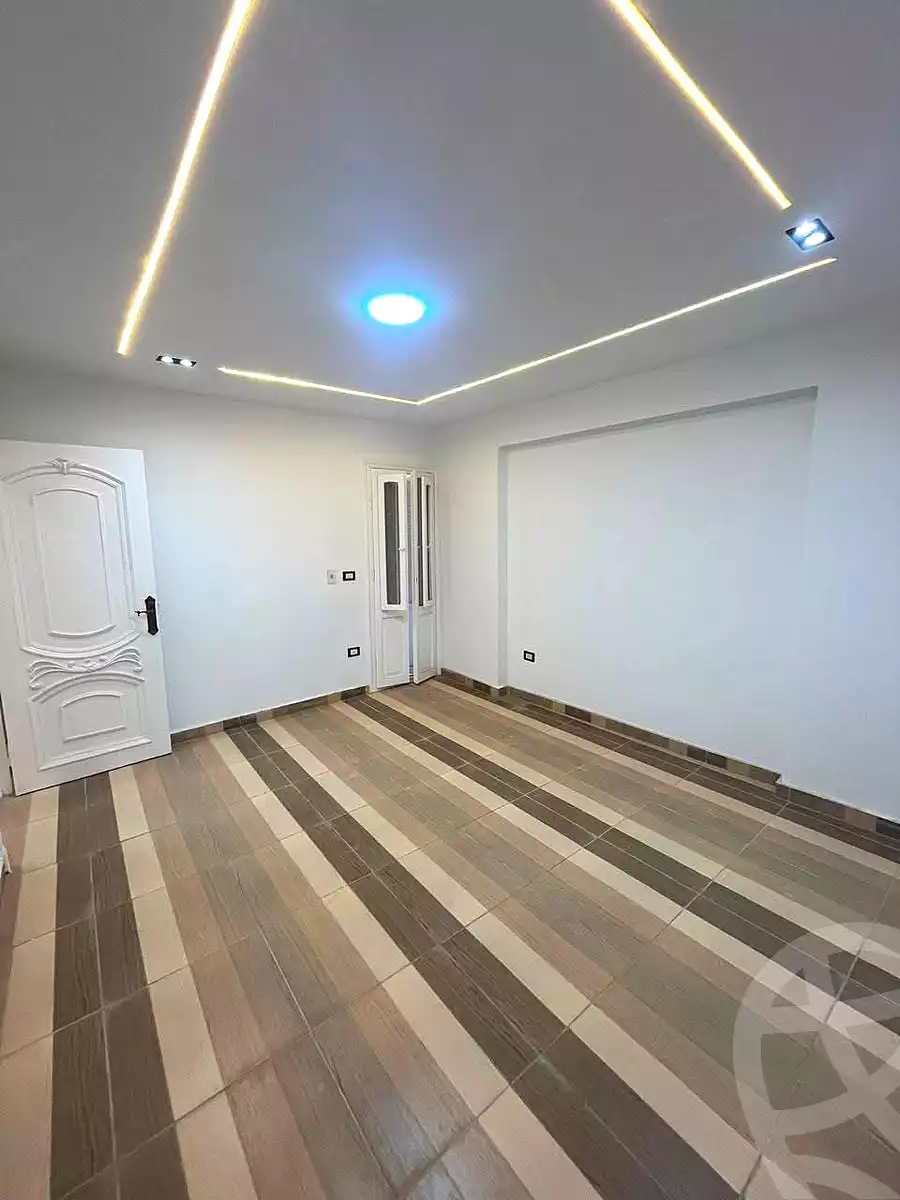 https://aqarmap.com.eg/en/listing/7094361-for-sale-alexandria-al-agamy-lbytsh-el-reyad-st
