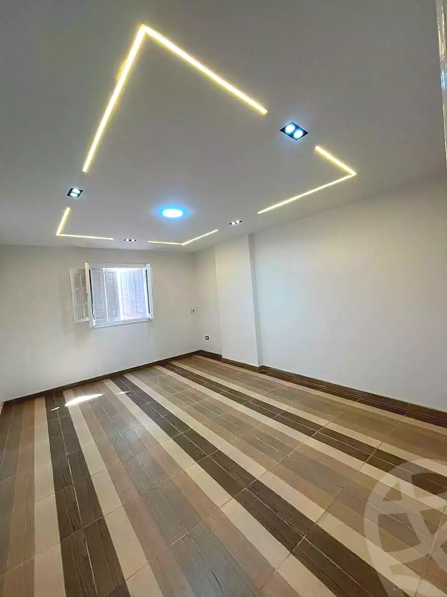 https://aqarmap.com.eg/en/listing/7094361-for-sale-alexandria-al-agamy-lbytsh-el-reyad-st