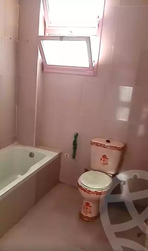https://aqarmap.com.eg/ar/listing/7094365-for-sale-cairo-ain-shams-ain-shams-el-sharkia-sedky-st