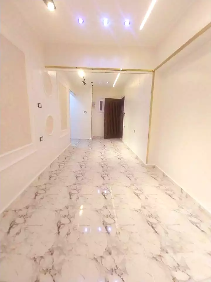 https://aqarmap.com.eg/ar/listing/7091467-for-sale-alexandria-al-agamy-shataa-el-nakheel