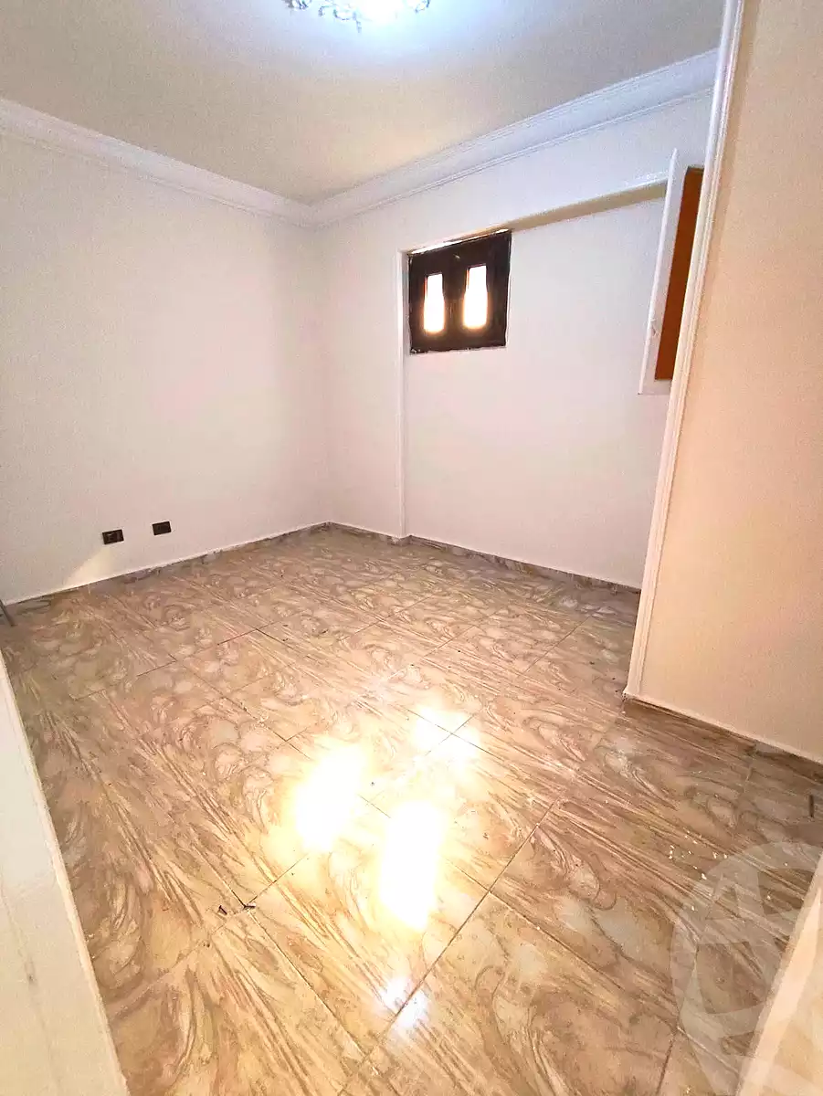 https://aqarmap.com.eg/en/listing/7094453-for-rent-alexandria-el-mandara-mohammed-ateya-st