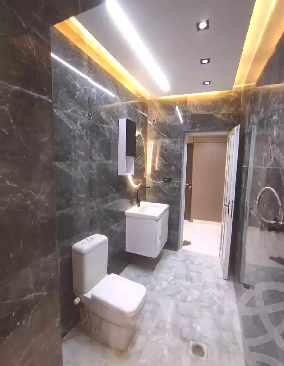 https://aqarmap.com.eg/ar/listing/7094495-for-sale-alexandria-al-agamy-lbytsh-shahr-al-assal-st