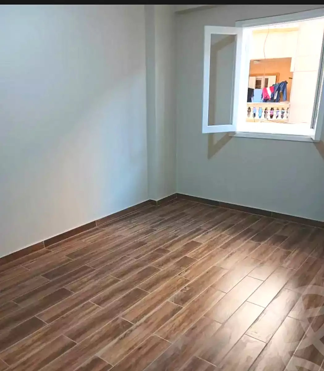 https://aqarmap.com.eg/en/listing/7094520-for-sale-alexandria-el-asafra-ahmed-tiesser-st
