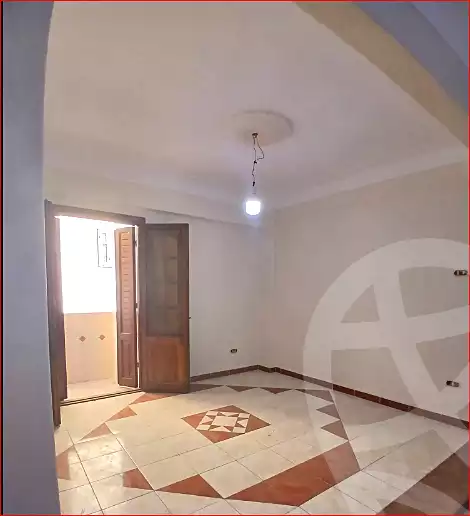 https://aqarmap.com.eg/en/listing/7094848-for-sale-alexandria-lsywf-el-falki