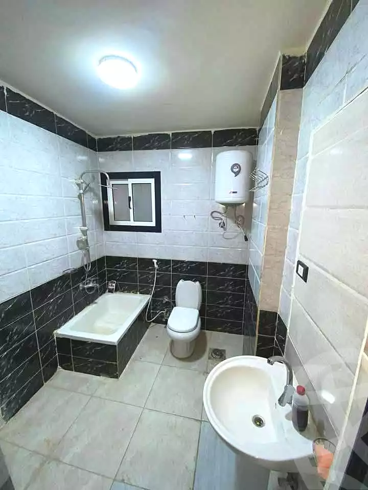 https://aqarmap.com.eg/ar/listing/7095638-for-sale-alexandria-al-agamy-lbytsh-el-hanafeya-st