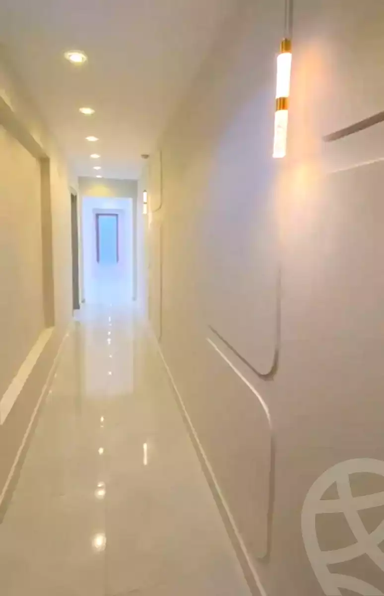 https://aqarmap.com.eg/ar/listing/7096059-for-sale-alexandria-al-agamy-lbytsh-bianchiii