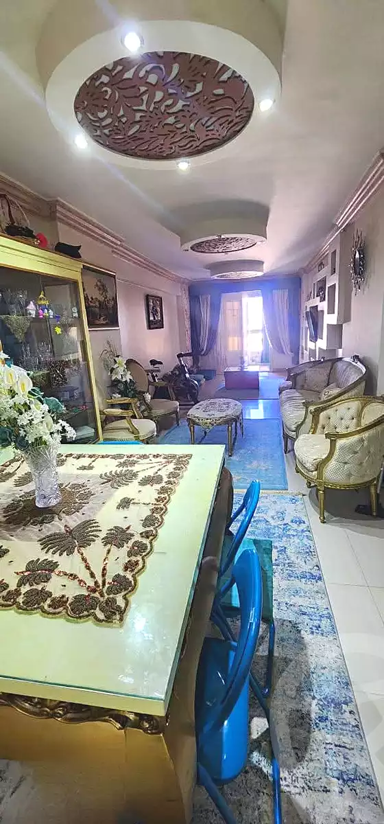 https://aqarmap.com.eg/ar/listing/7096072-for-sale-alexandria-camp-cesar-ismail-al-fangari-st