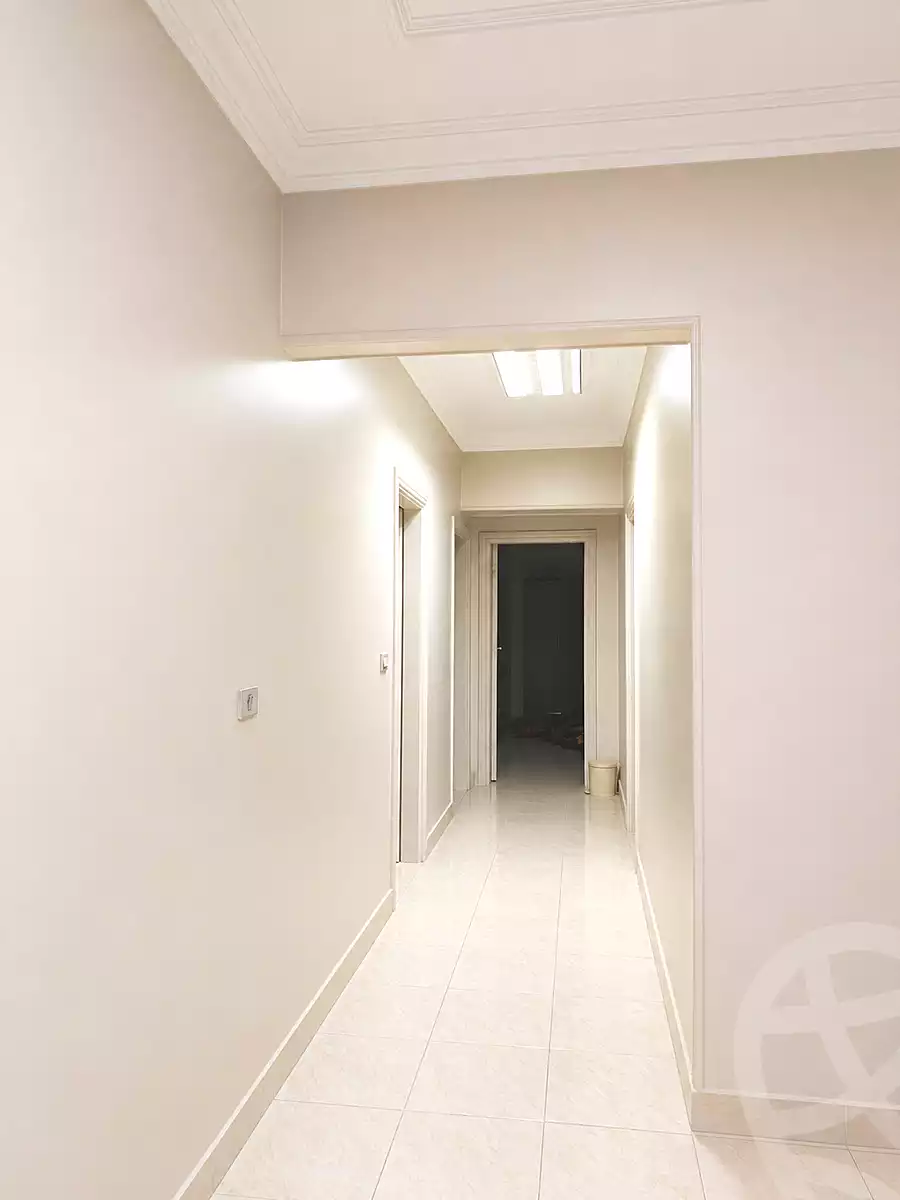 https://aqarmap.com.eg/ar/listing/7096200-for-sale-cairo-6th-of-october-el-ahyaa-neighborhood-10th