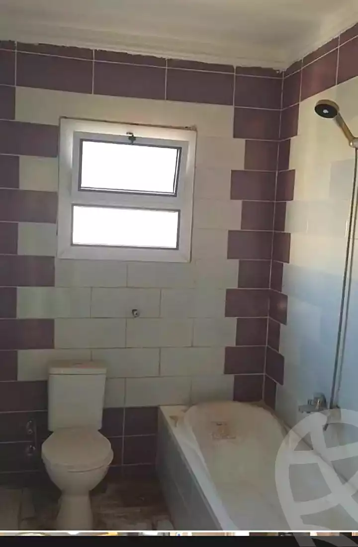https://aqarmap.com.eg/ar/listing/7096435-for-sale-alexandria-al-agamy-shataa-el-nakheel