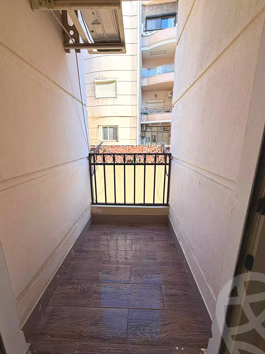 https://aqarmap.com.eg/ar/listing/7096564-for-sale-cairo-new-cairo-el-narges-el-narges-2-pilot-halawany-st