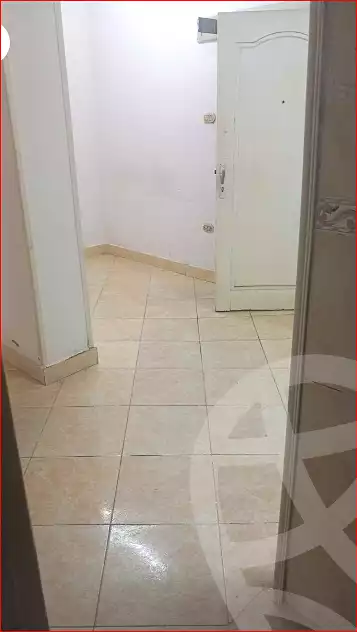 https://aqarmap.com.eg/ar/listing/7096685-for-rent-alexandria-sydy-bshr-sydy-bshr-bhry-shr-mhmwd-l-yswy