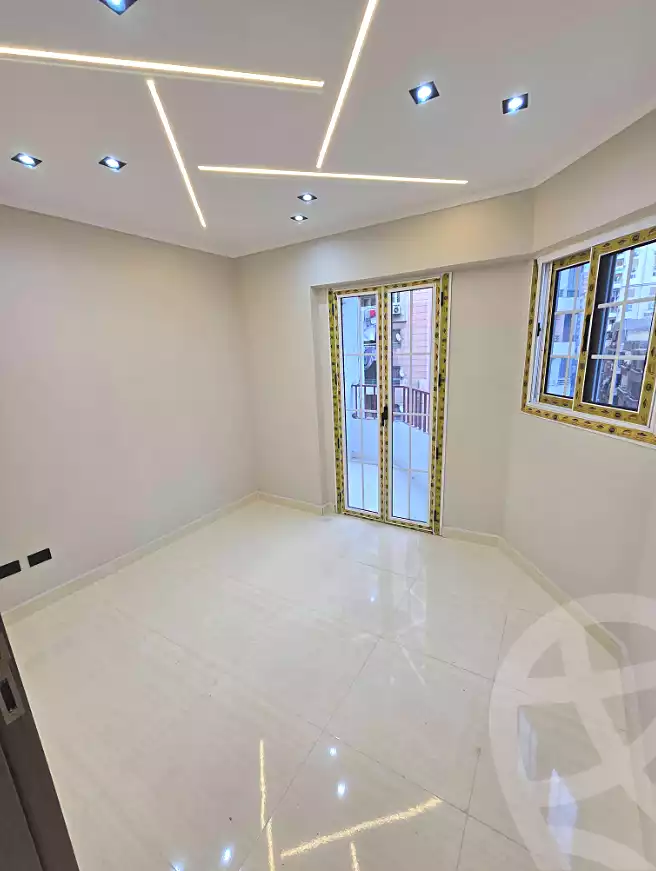 https://aqarmap.com.eg/en/listing/7096835-for-sale-alexandria-el-mandara-shr-jml-bd-lnsr