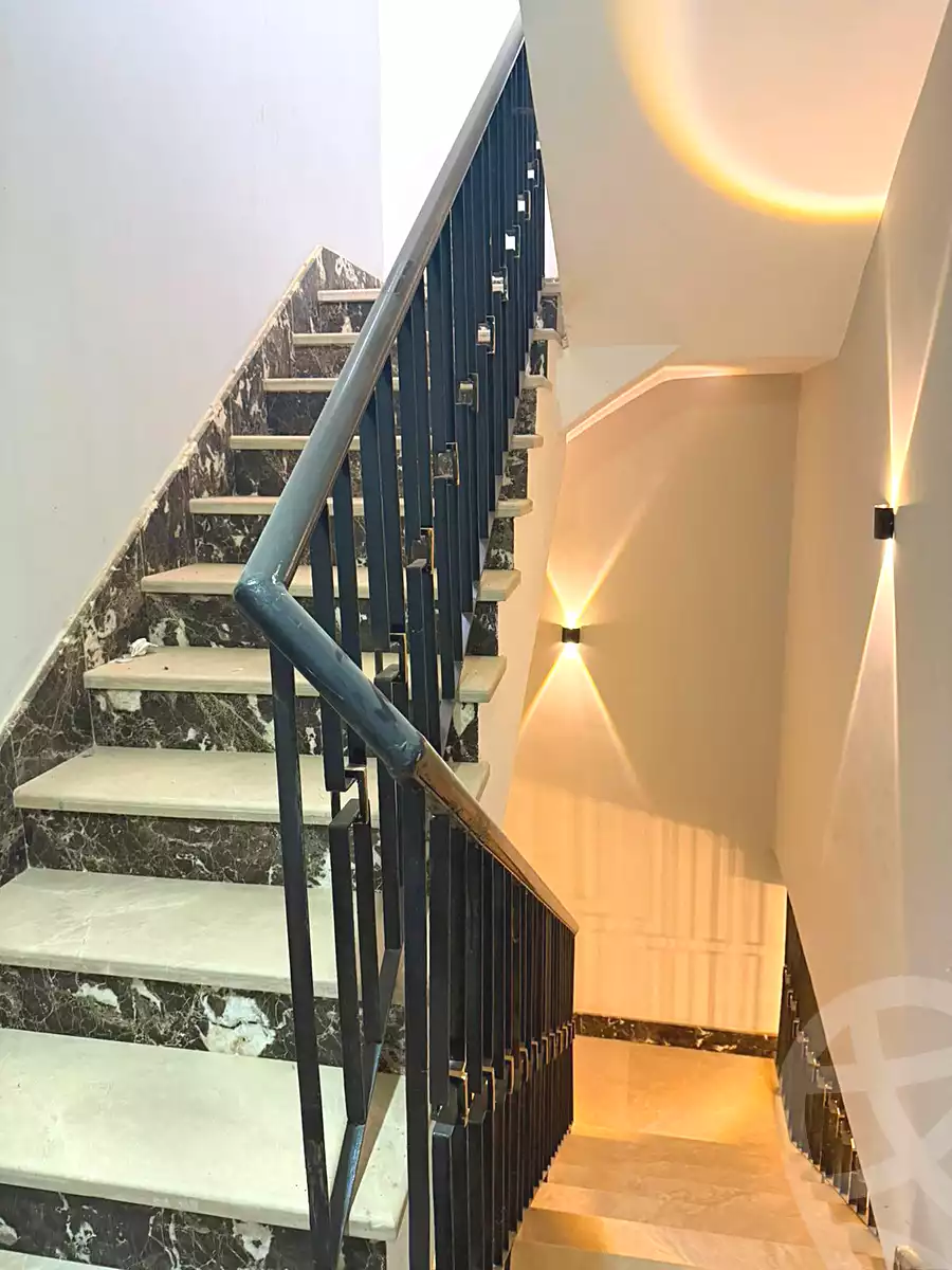 https://aqarmap.com.eg/ar/listing/7096848-for-sale-cairo-6th-of-october-compounds-mountain-view-icity-october-mv-park-mountain-view-icity-october