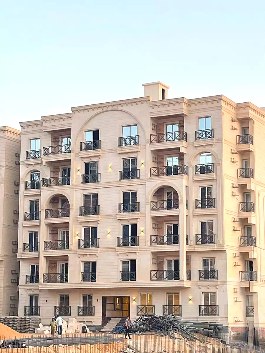 https://aqarmap.com.eg/ar/listing/7096874-for-sale-cairo-6th-of-october-hadaeq-october-compounds-green-city-compound-qebaa