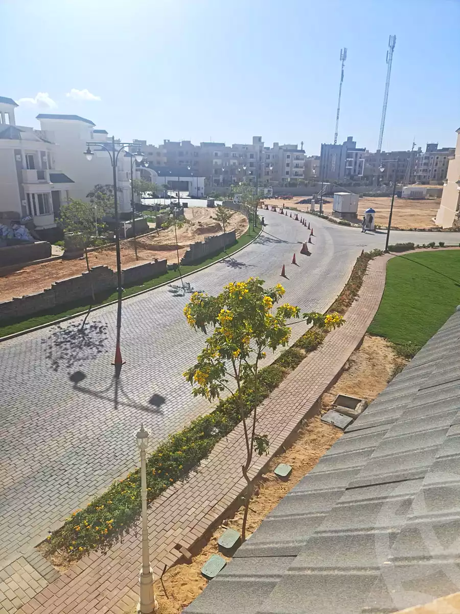 https://aqarmap.com.eg/ar/listing/7096924-for-sale-cairo-6th-of-october-compounds-mountain-view-chillout-park-mountain-view-lakeside