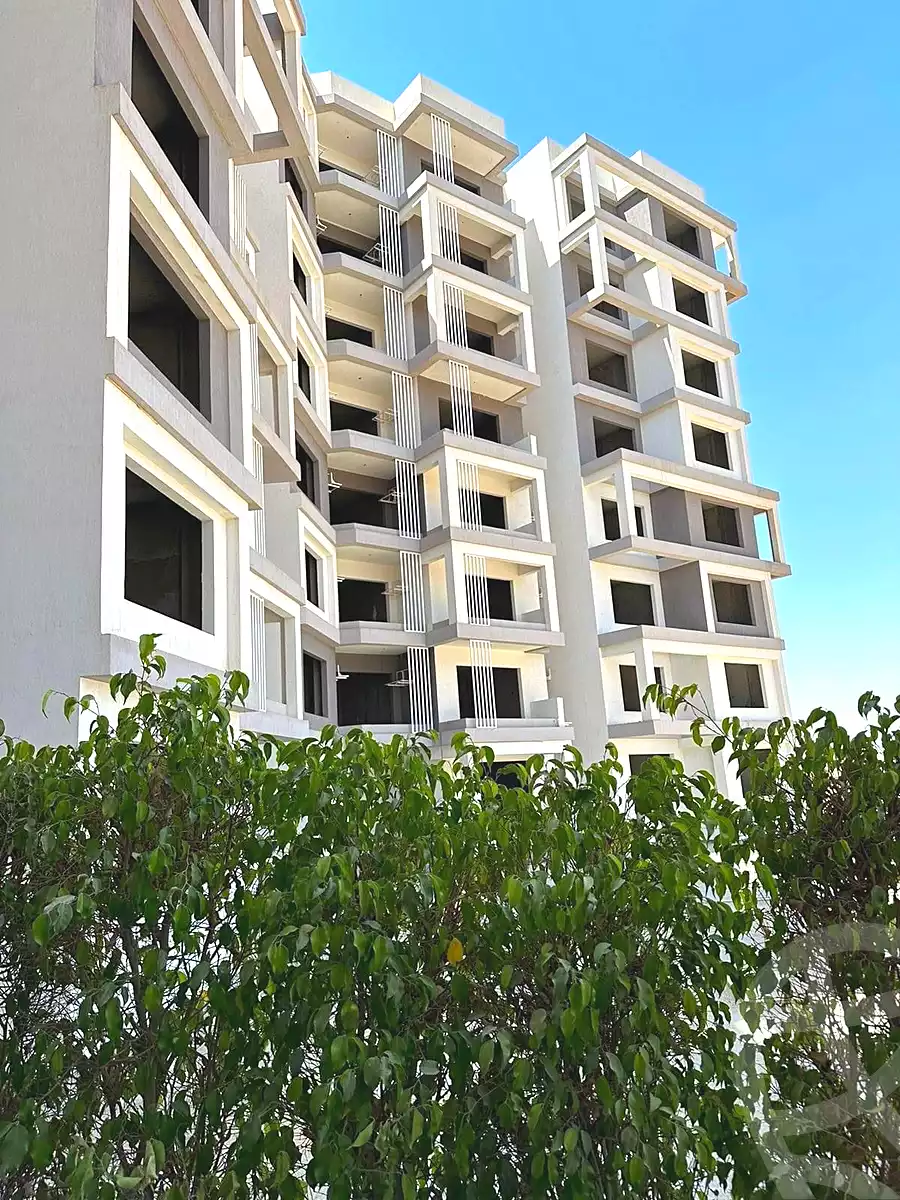 https://aqarmap.com.eg/ar/listing/7096878-for-sale-cairo-new-administrative-capital-r7-entrada