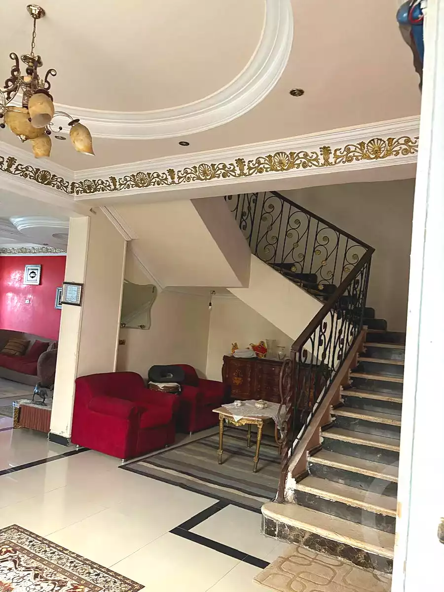 https://aqarmap.com.eg/ar/listing/7097029-for-sale-cairo-6th-of-october-el-ahyaa-neighborhood-1st-al-maahad