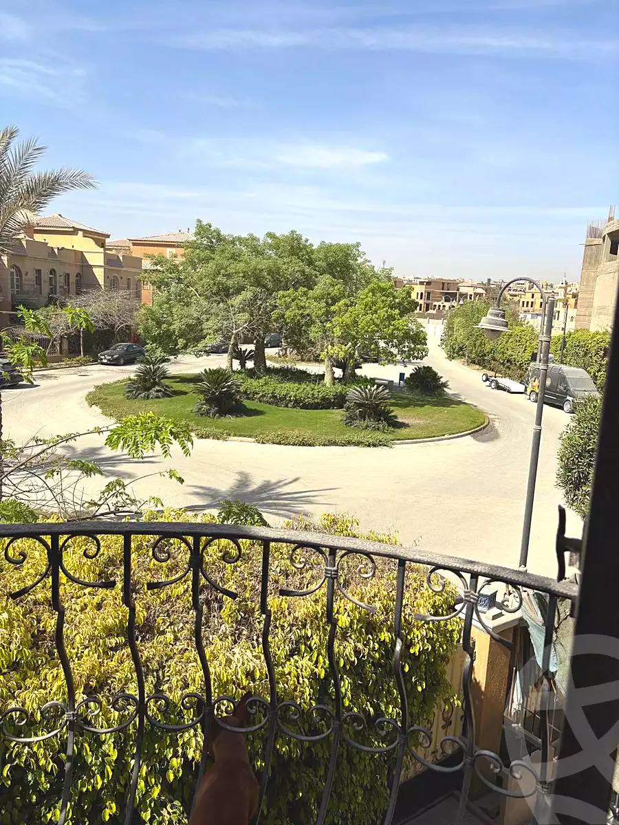 https://aqarmap.com.eg/ar/listing/7097029-for-sale-cairo-6th-of-october-el-ahyaa-neighborhood-1st-al-maahad