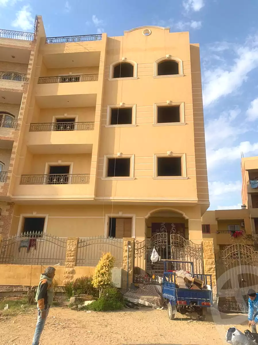 https://aqarmap.com.eg/ar/listing/7097228-for-sale-cairo-6th-of-october-ganob-el-ahyaaa-hay-el-narges