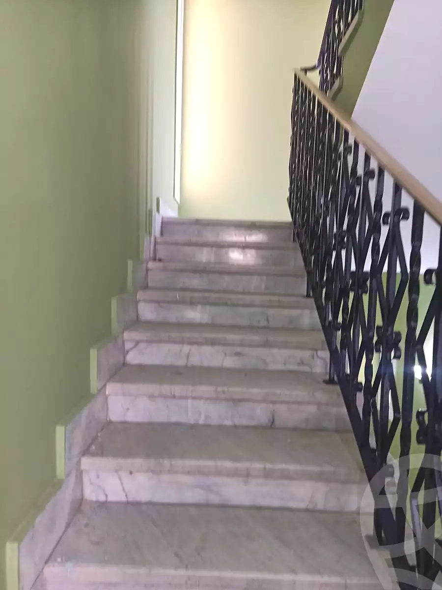 https://aqarmap.com.eg/ar/listing/7097115-for-sale-cairo-6th-of-october-compounds-mena-garden-city